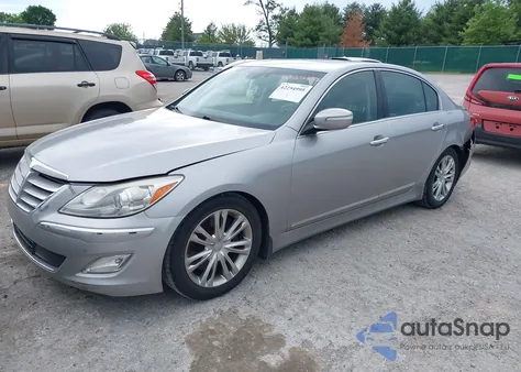 2012 Hyundai Genesis 4.6 z USA, uszkodzony, nr VIN KMHGC4DF9CU198114